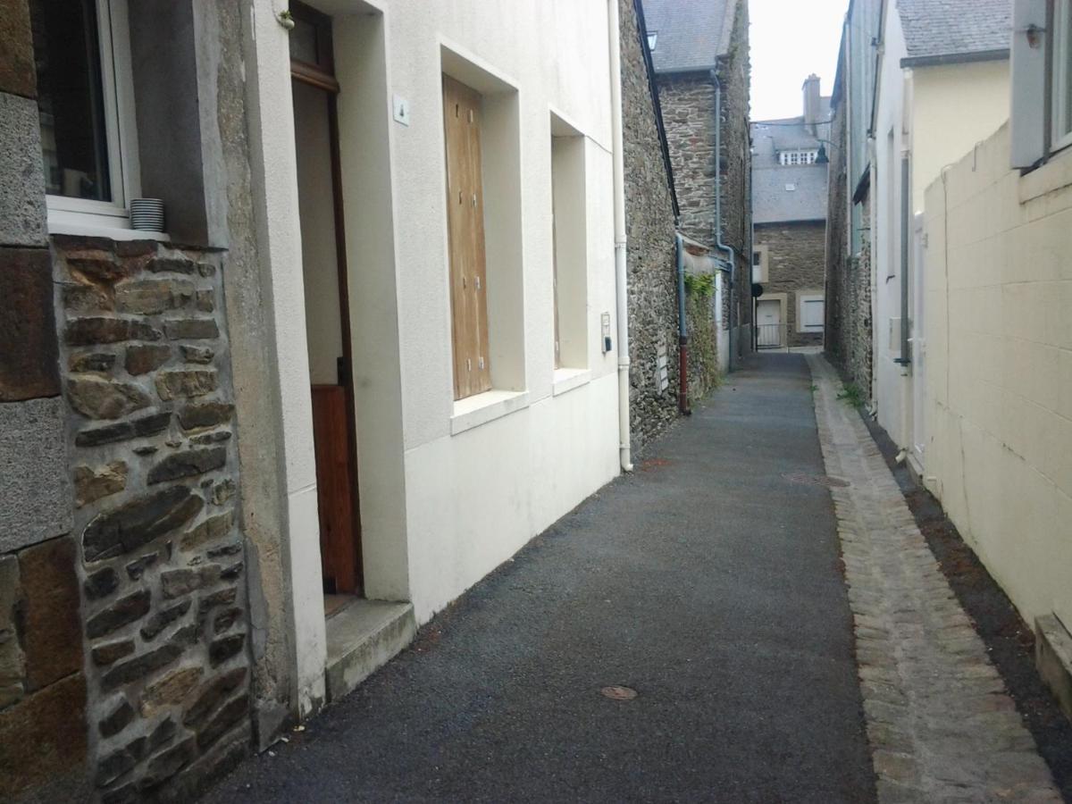 Appartement Rue Nationale - Port De La Houle Cancale Exteriér fotografie